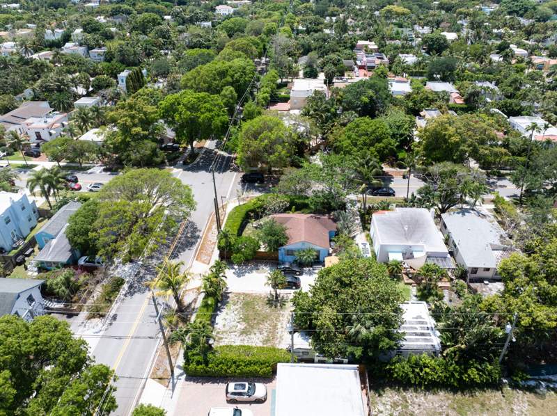 2 bedroom Single Family Residence at 1915 Lake Avenue, Flamingo Park, West Palm Beach — photo 4