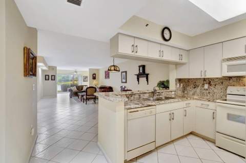 5842 Crystal Shores Drive #105, Boynton Beach FL - photo 10 of 75