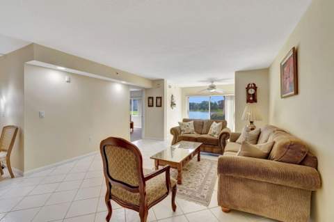 5842 Crystal Shores Drive #105, Boynton Beach FL - photo 13 of 75
