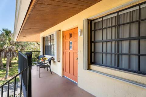 2505 Tamarind Drive, Fort Pierce FL - photo 9 of 29