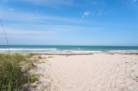 2505 Tamarind Drive, Fort Pierce FL - photo 6 of 29