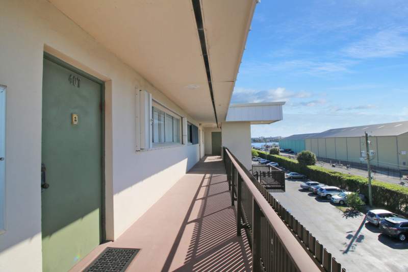 1 bedroom Condominium at 300 Waterway Drive #407, Waterway Club, Lantana — photo 4