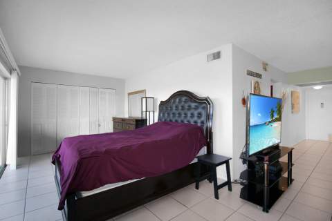 300 Waterway Drive #407, Lantana FL - photo 9 of 14