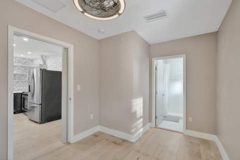 512 NW 15th Terrace, Fort Lauderdale FL - photo 8 of 24