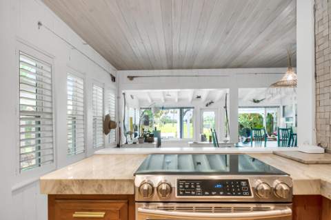 1408 N Lakeside Drive, Lake Worth Beach FL - photo 16 of 25
