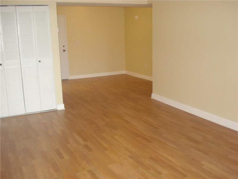 2 bedroom Condominium at 1681 NW 70th Avenue #403, Omega Condo No 1, Plantation — photo 5
