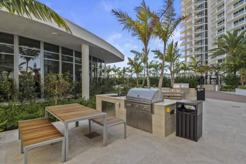 220 Lake Shore Drive #1913, Lake Park FL - photo 20 of 38