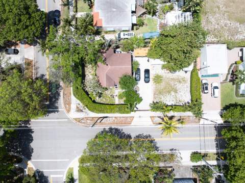 1915 Lake Avenue, West Palm Beach FL - photo 6 of 39