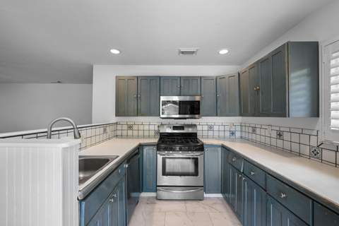 1915 Lake Avenue, West Palm Beach FL - photo 10 of 39