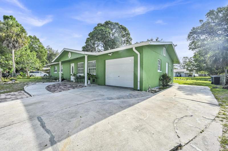 3 bedroom Single Family Residence at 5214 Bowling Green Drive, Lakewood Park Unit 2, Fort Pierce — photo 5