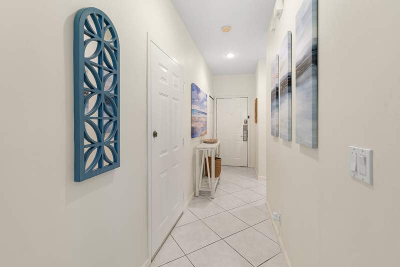 2 bedroom Condominium at 8228 Mulligan Circle, Castle Pines, Port St. Lucie — photo 3