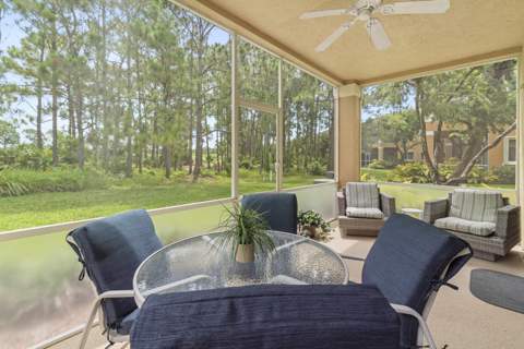 8228 Mulligan Circle, Port St. Lucie FL - photo 16 of 47