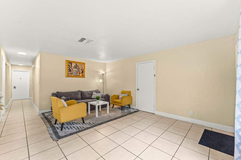 4 bedroom Single Family Residence at 2640 NW 14th Court, Washington Park Fourth Add, Fort Lauderdale — photo 5