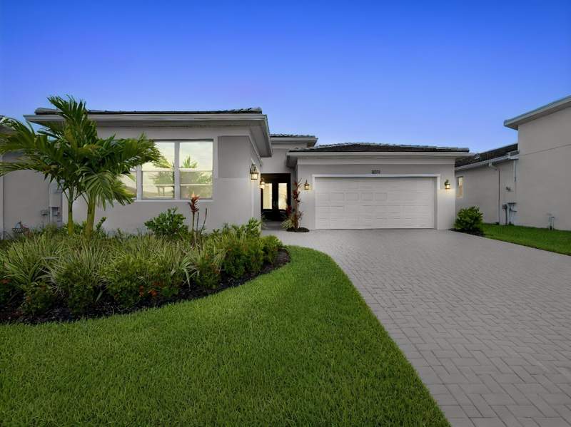 3 bedroom Single Family Residence at 12151 SW Ameresque Way, Telaro at Tradition, Port St. Lucie — photo 2