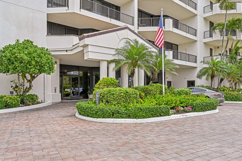 3 bedroom Condominium at 800 Ocean Drive #1105, Waterfront On The Ocean At Juno Beach Co, Juno Beach — photo 5