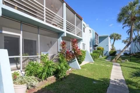 1430 S Lakeside Drive #22, Lake Worth Beach FL - photo 9 of 20