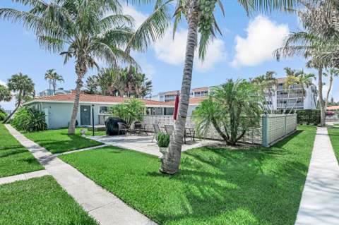 1430 S Lakeside Drive #22, Lake Worth Beach FL - photo 10 of 20