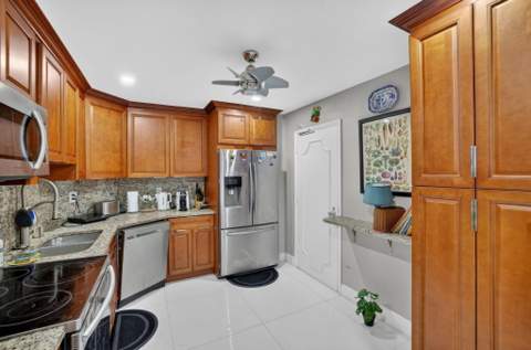 3333 NE 34th Street #701, Fort Lauderdale FL - photo 11 of 35