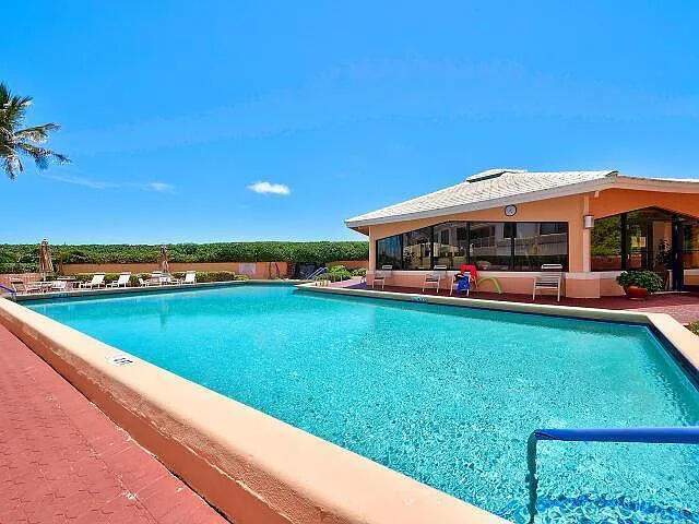 2 bedroom Condominium at 3590 S Ocean Boulevard #207, Mayfair House Condo, South Palm Beach — photo 3