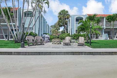 1430 S Lakeside Drive #22, Lake Worth Beach FL - photo 13 of 20