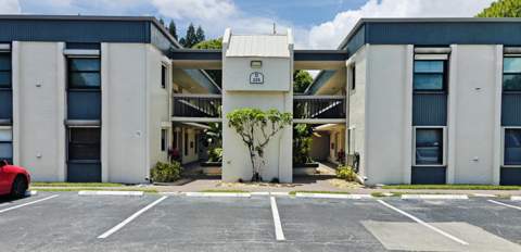 225 SE 10th Street #D3, Deerfield Beach FL - photo 19 of 21