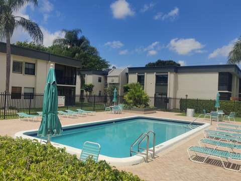 225 SE 10th Street #D3, Deerfield Beach FL - photo 21 of 21