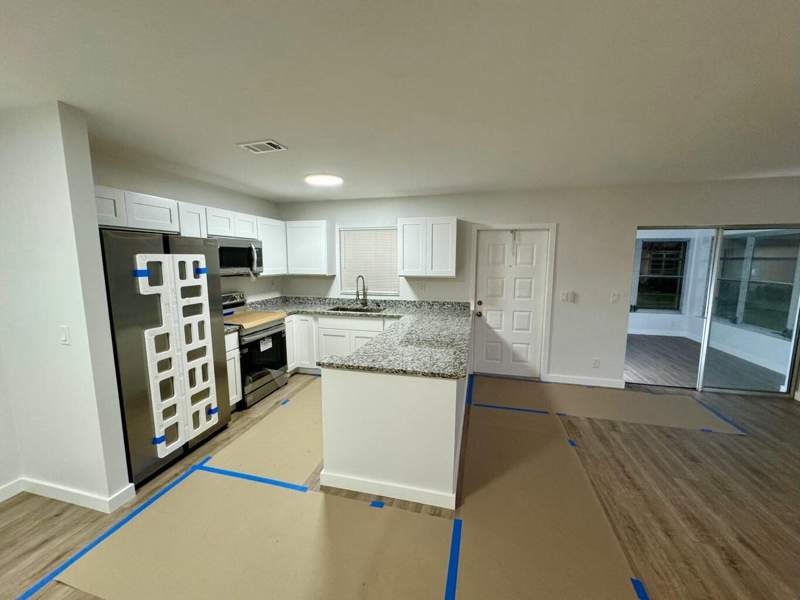 2 bedroom Condominium at 1707 N Dovetail Drive #A, Savannah'S Condominium Section 1 Phase 1-H, Fort Pierce — photo 2