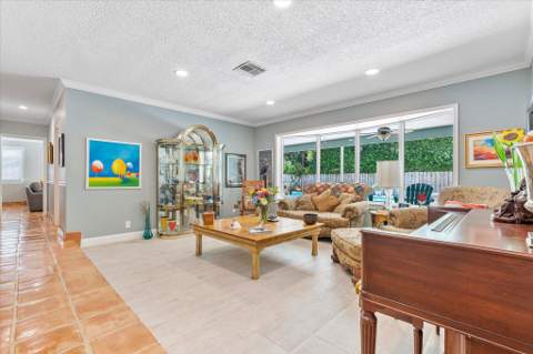 5101 N 36th Court, Hollywood FL - photo 9 of 48