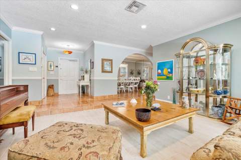 5101 N 36th Court, Hollywood FL - photo 11 of 48