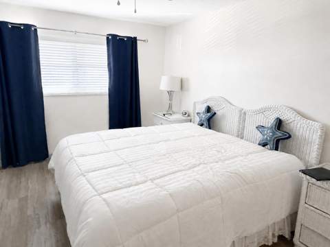 111 Shore Court #302, North Palm Beach FL - photo 6 of 9