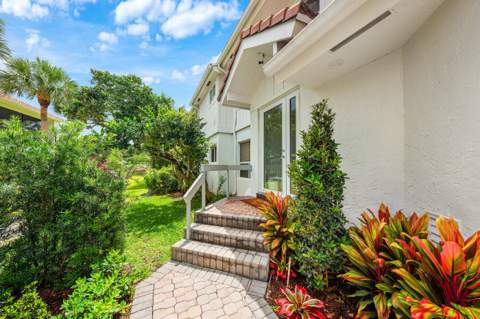 5846 NW 24th Avenue #202, Boca Raton FL - photo 6 of 63