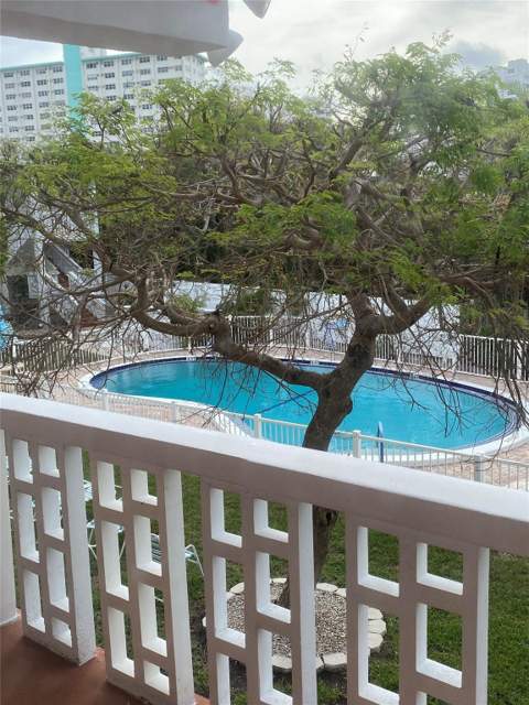 224 Hibiscus Avenue #260, Lauderdale-By-The-Sea FL - photo 15 of 26