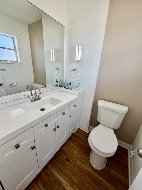 1000 NE 14th Avenue #304, Hallandale Beach FL - photo 9 of 12