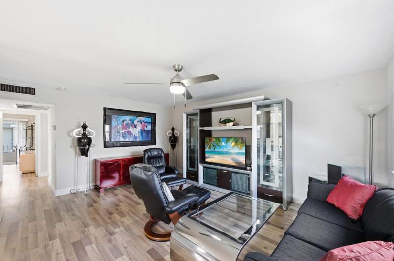 2 bedroom Condominium at 756 Flanders P, Kings Point , Delray Beach — photo 5