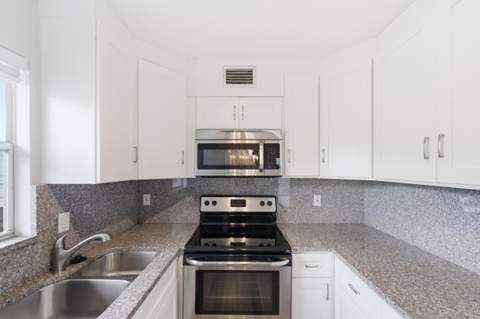 756 Flanders P, Delray Beach FL - photo 11 of 60