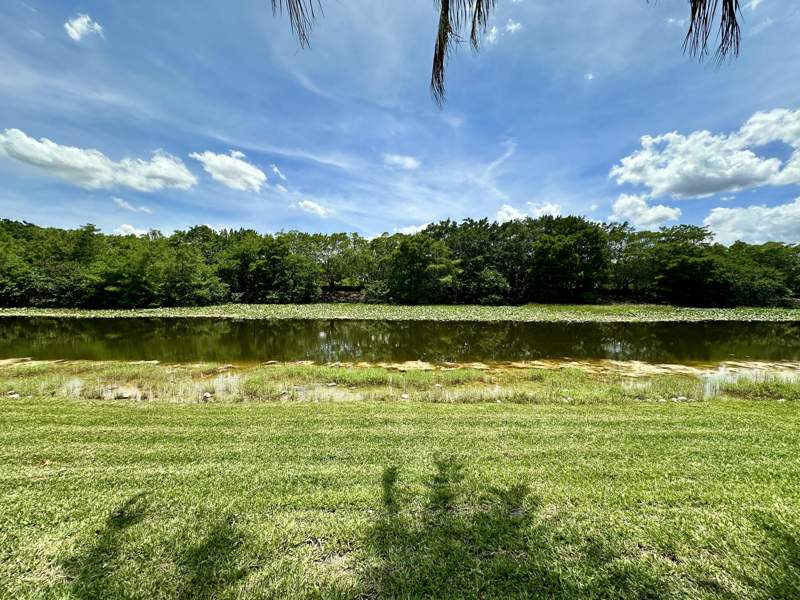 4 bedroom Single Family Residence at 386 Carrington Drive, Sector 4 North, Weston — photo 4