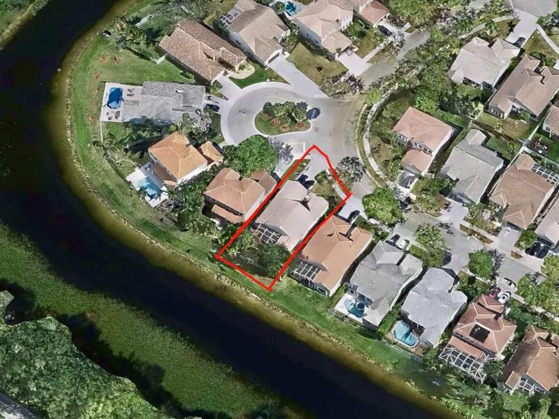 4 bedroom Single Family Residence at 386 Carrington Drive, Sector 4 North, Weston — photo 3