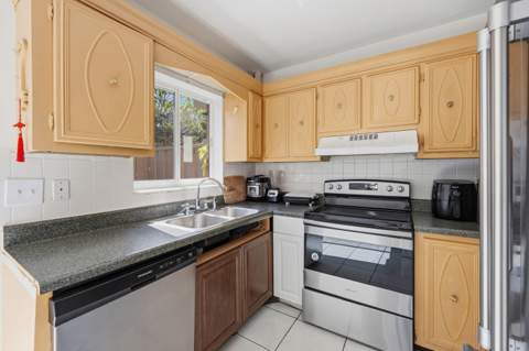 67 NE 20th Court #6h, Wilton Manors FL - photo 15 of 27