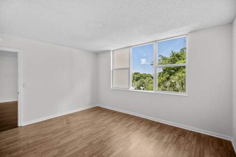 14527 Bonaire Boulevard #408, Delray Beach FL - photo 11 of 30