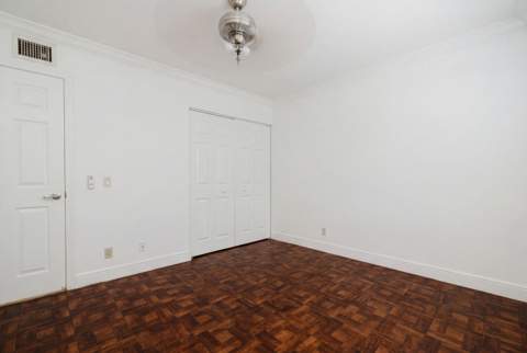 109 Lake Emerald Drive #Apt 104, Oakland Park FL - photo 10 of 28