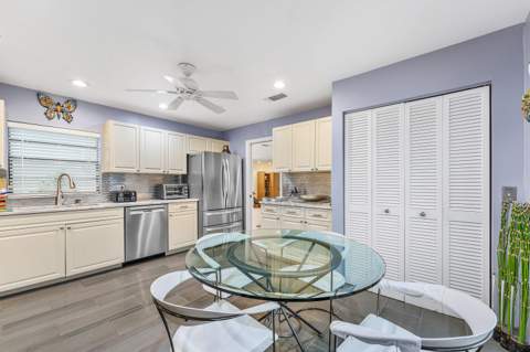 46 Woods Lane, Boynton Beach FL - photo 17 of 79