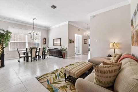 332 NW Stratford Lane, Port St. Lucie FL - photo 14 of 62