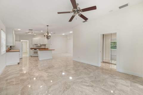 3214 Verdmont Lane, Wellington FL - photo 14 of 58