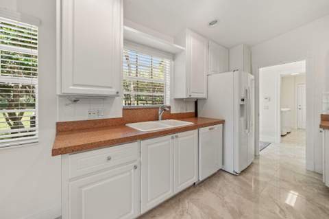 3214 Verdmont Lane, Wellington FL - photo 17 of 58