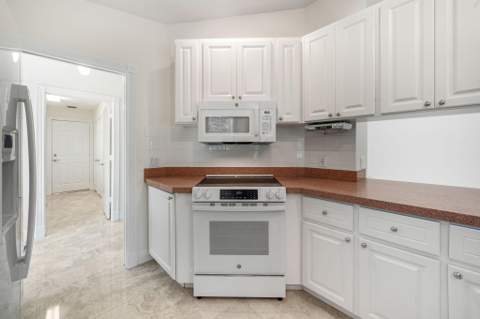 3214 Verdmont Lane, Wellington FL - photo 18 of 58