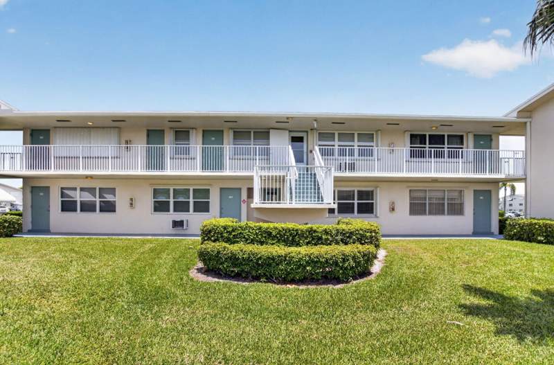 1 bedroom Condominium at 660 Horizon #107, Sterling Village 660 Condo, Boynton Beach — photo 2