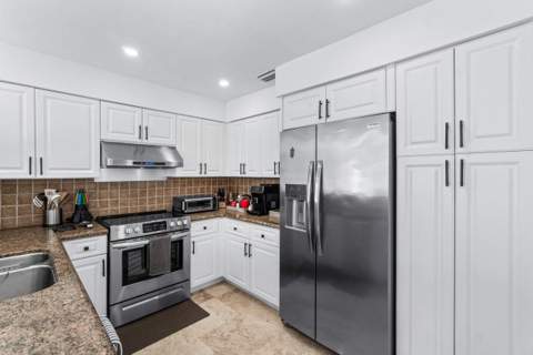 2058 NW 52nd Street, Boca Raton FL - photo 8 of 35