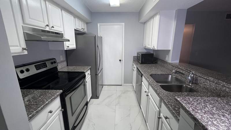 2 bedroom Condominium at 815 W Boynton Beach Boulevard #11-107, Casablanca Isles Condo, Boynton Beach — photo 2