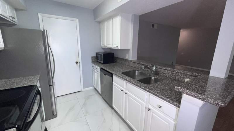 2 bedroom Condominium at 815 W Boynton Beach Boulevard #11-107, Casablanca Isles Condo, Boynton Beach — photo 4