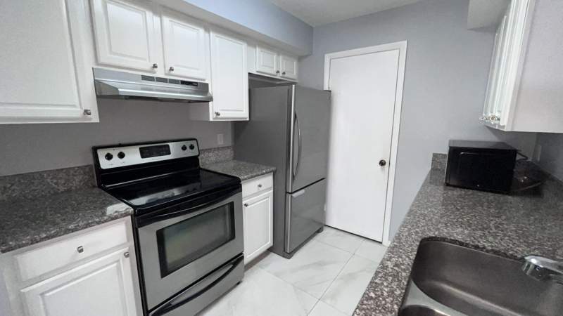 2 bedroom Condominium at 815 W Boynton Beach Boulevard #11-107, Casablanca Isles Condo, Boynton Beach — photo 3